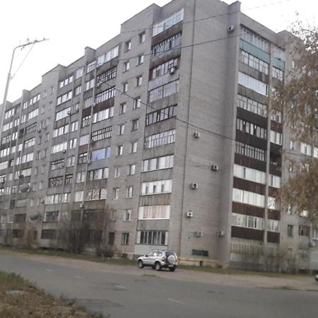 4Х Comnatnye Apartamenty Pavlodar Exterior foto